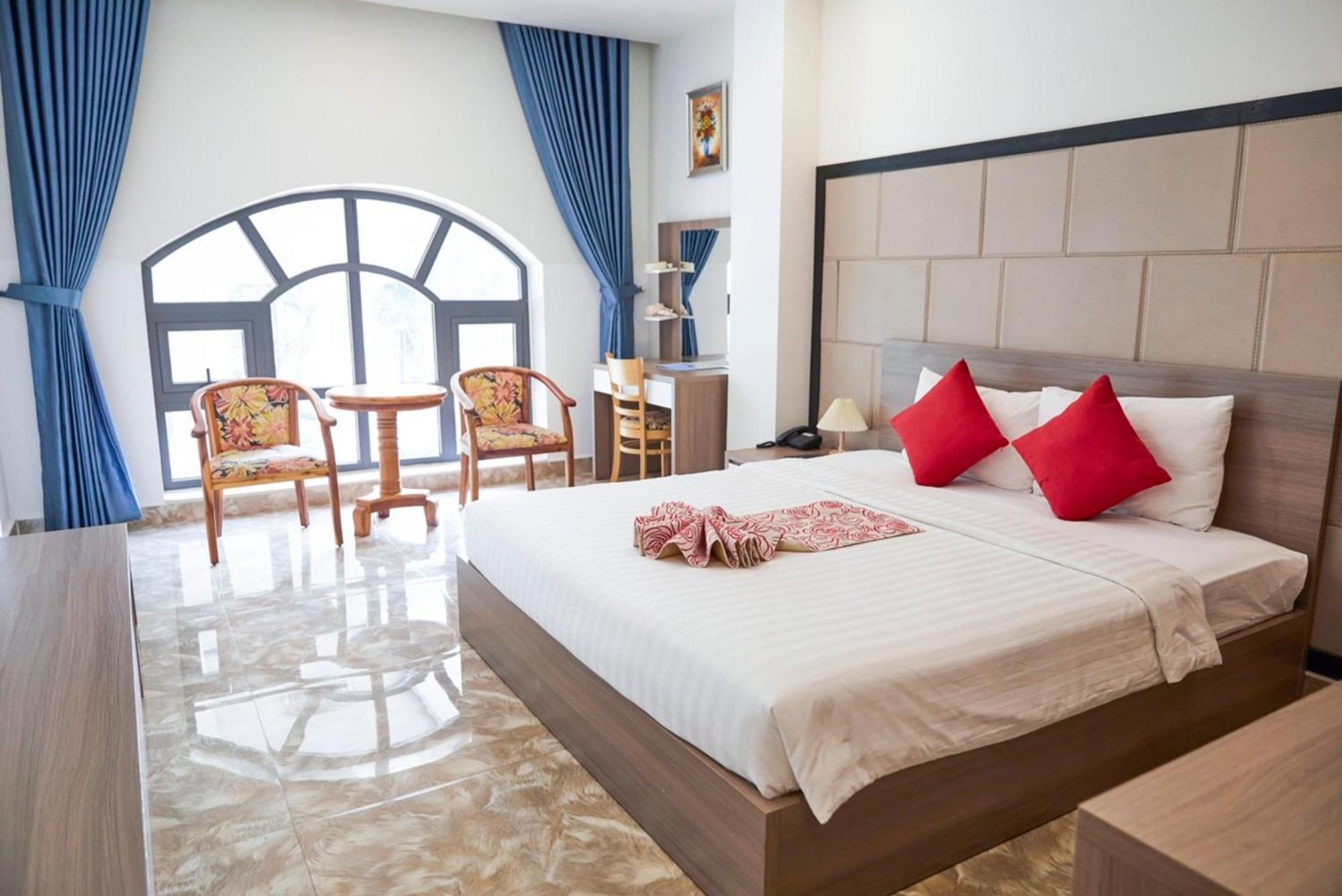 Khang Thinh Hotel Long Thanh Exterior foto